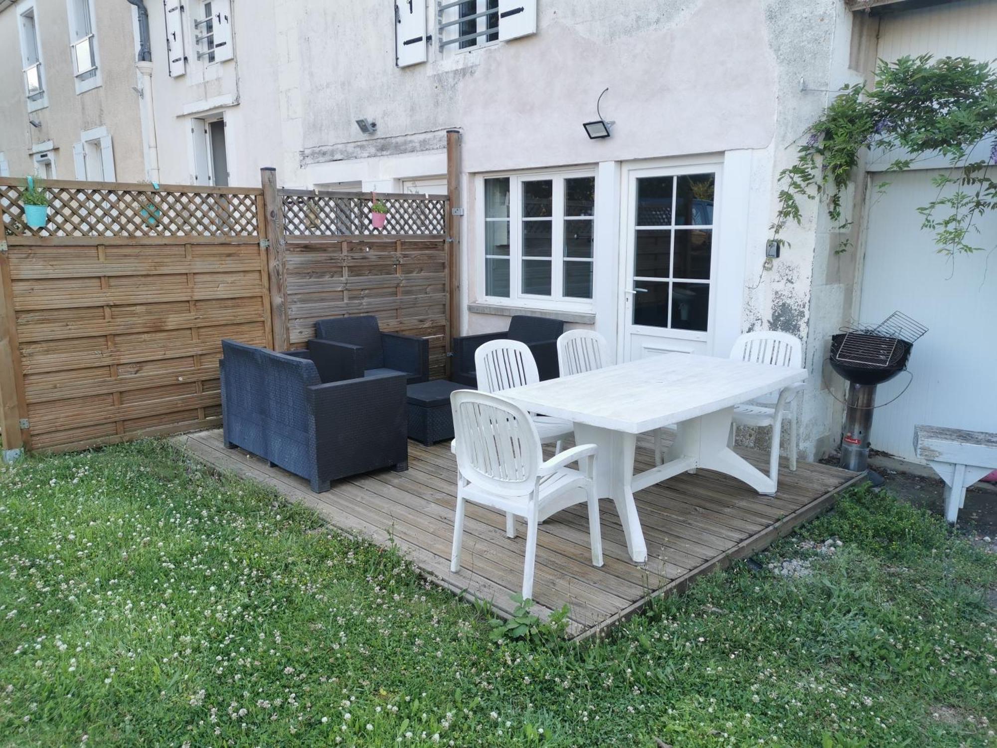 Logement Entier A La Creche Zewnętrze zdjęcie